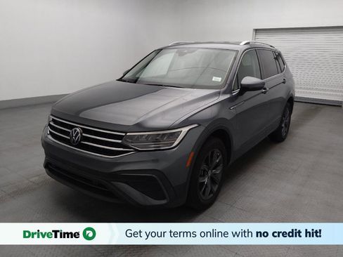 Used 2022 Volkswagen Tiguan SE FWD image 1