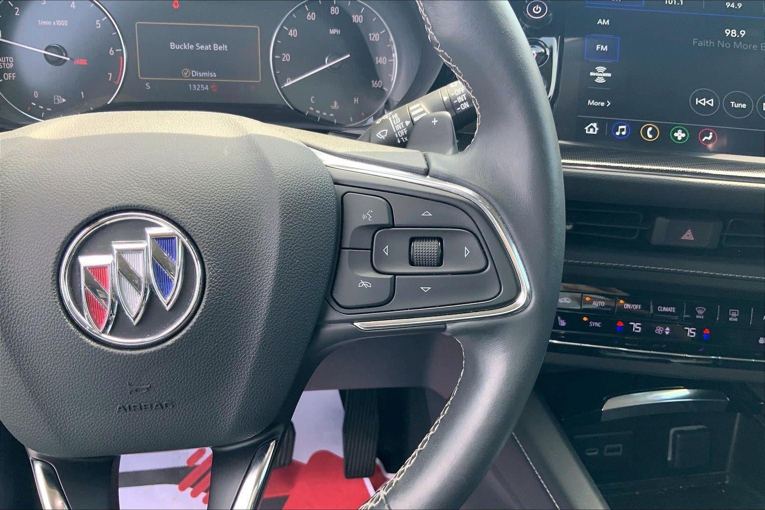 Used 2023 Buick Envision Preferred FWD image 17