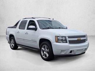 Used 2012 Chevrolet Avalanche LTZ RWD video 3