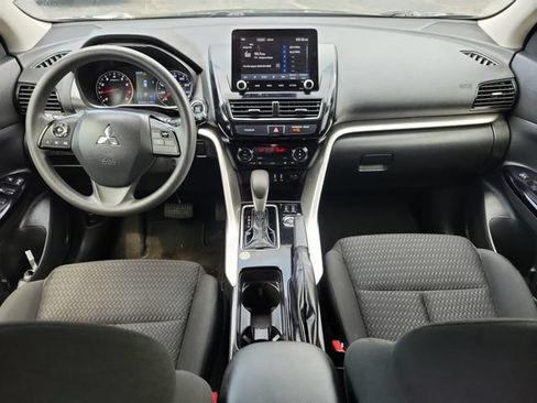 Used 2024 Mitsubishi Eclipse Cross AWD image 10