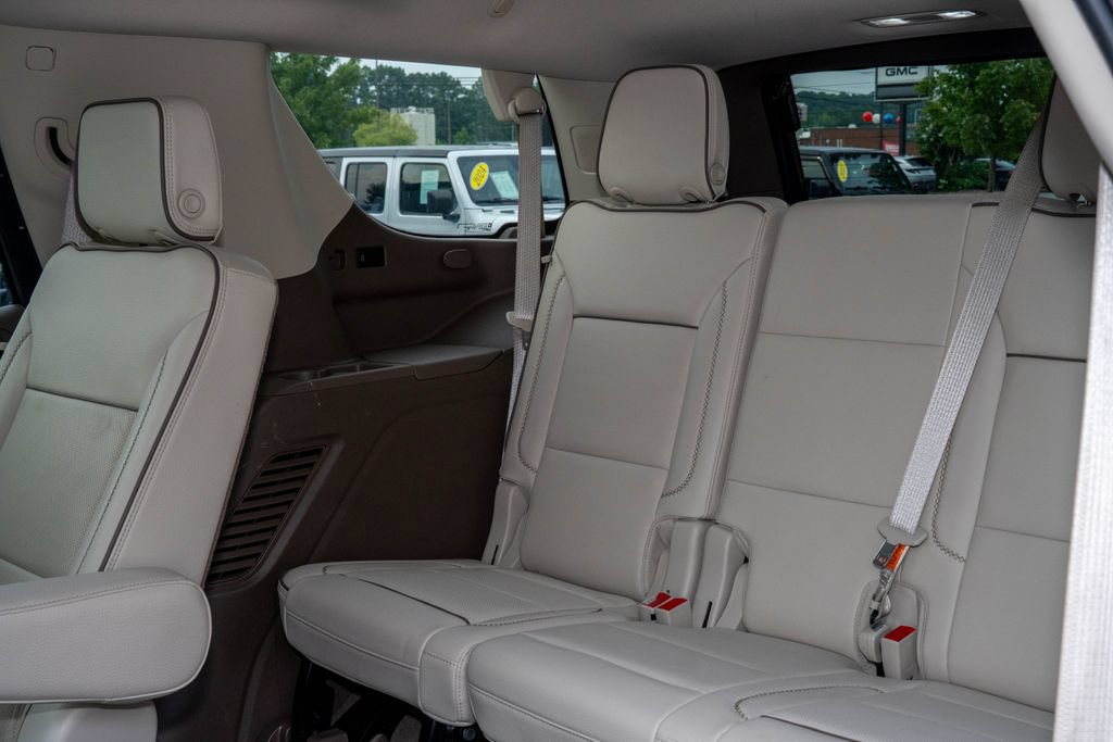 Used 2021 GMC Yukon Denali AWD/4WD image 12