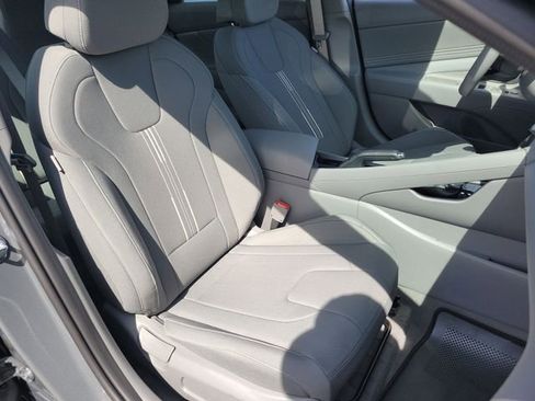 New 2026 Hyundai Elantra Sport image 17