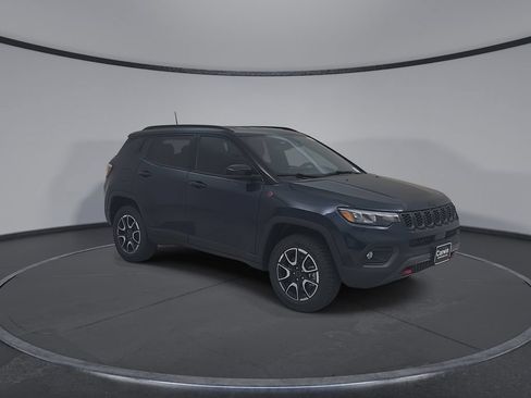 New 2026 Jeep Compass Trailhawk AWD/4WD image 3