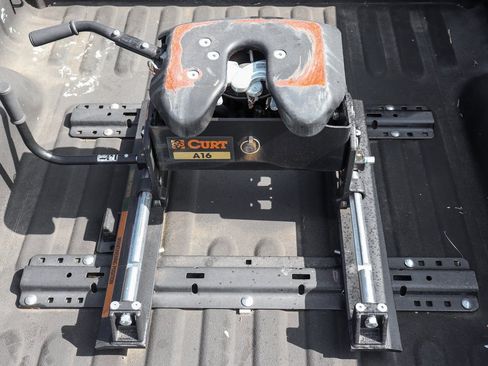 Used 2017 RAM 2500 Laramie w/ Sport Appearance Group image 9