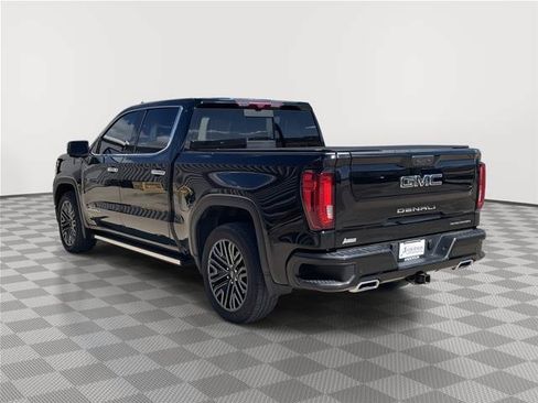 Used 2022 GMC Sierra 1500 Denali Ultimate AWD/4WD image 4