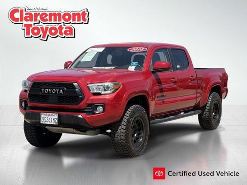 Certified 2018 Toyota Tacoma SR5 RWD image 1
