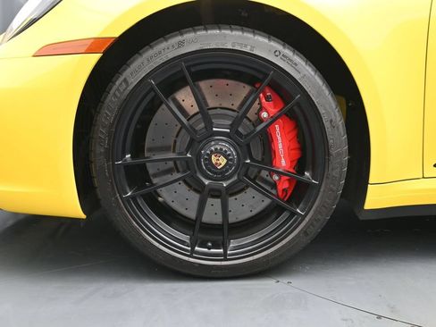 Used 2022 Porsche 911 Carrera GTS w/ Premium Package RWD image 5