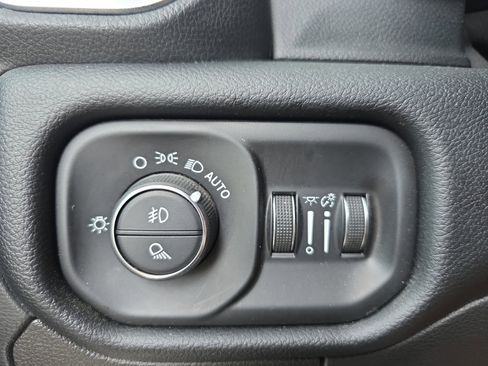 Used 2022 RAM 1500 Laramie w/ Sport Appearance Package AWD/4WD image 24