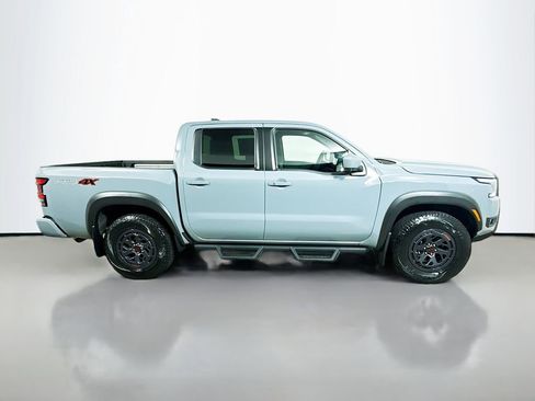 Used 2025 Nissan Frontier PRO-4X w/ Pro Convenience Package image 8