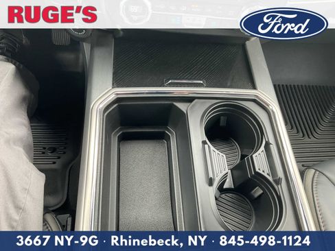 Used 2022 Ford F350 Platinum w/ FX4 Off-Road Package AWD/4WD image 27
