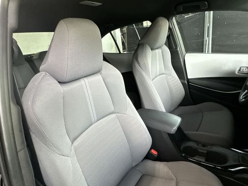 Used 2025 Toyota Corolla SE FWD image 27