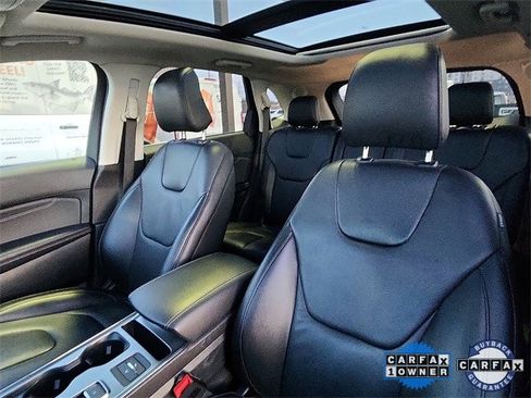 Certified 2022 Ford Edge Titanium image 23