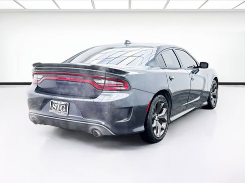 Used 2019 Dodge Charger GT image 4