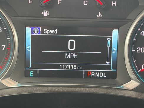 Used 2019 Chevrolet Traverse RS AWD/4WD image 14