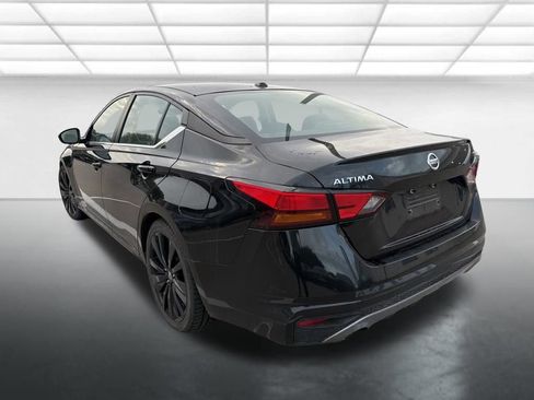 Used 2019 Nissan Altima 2.5 SR FWD image 4