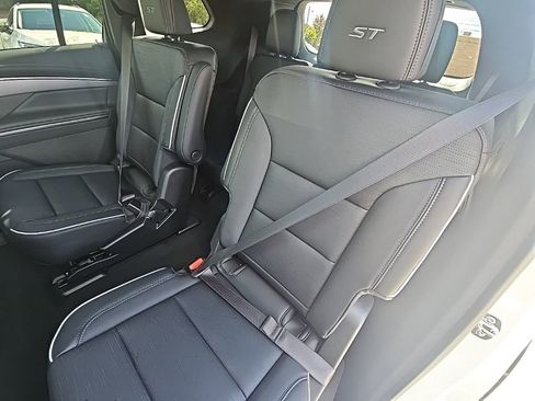 New 2026 Buick Enclave Sport Touring w/ Power Package image 16