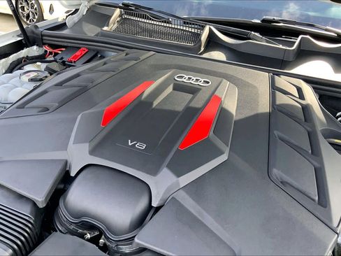 Used 2023 Audi SQ7 Premium Plus w/ Executive Package image 33