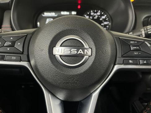 Used 2023 Nissan Kicks SR w/ SR Premium Package image 60
