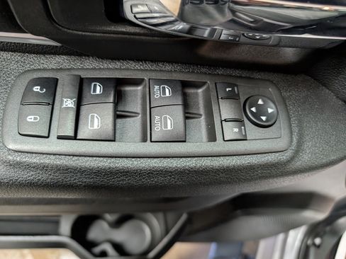 Used 2022 RAM 1500 Classic Warlock w/ Electronics Group image 13