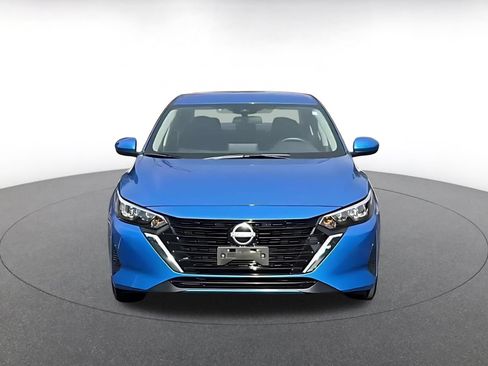 Used 2025 Nissan Sentra SV FWD image 4
