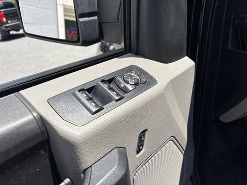 Used 2017 Ford F150 XL w/ Equipment Group 101A Mid AWD/4WD image 16