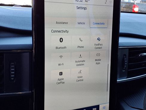 Used 2020 Ford Explorer ST w/ Premium Technology Package image 24