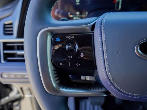 New 2026 INFINITI QX80 4WD image 12