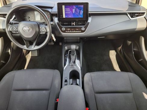 Used 2023 Toyota Corolla LE FWD image 19