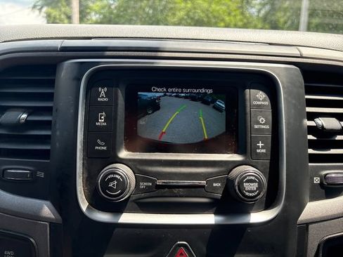 Used 2018 RAM 2500 Tradesman w/ Chrome Appearance Group AWD/4WD image 15