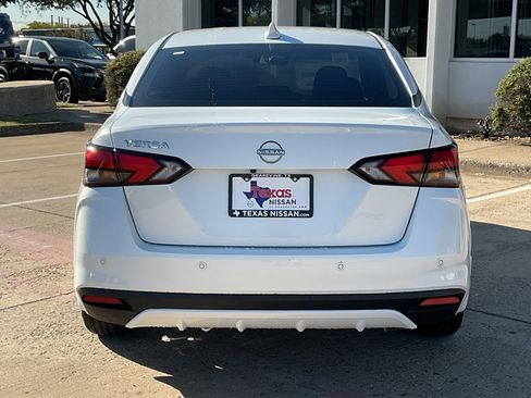 New 2025 Nissan Versa SV w/ Trunk Package image 6