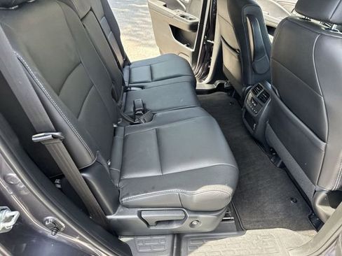 Used 2021 Honda Pilot Special Edition image 11