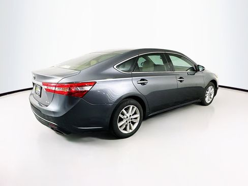 Used 2013 Toyota Avalon XLE Premium image 9
