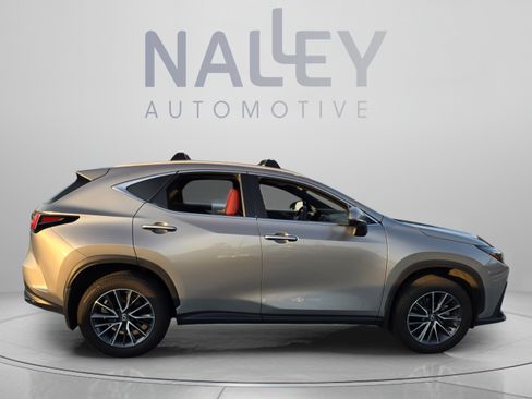 Used 2025 Lexus NX 250 FWD w/ Accessory Package (2T) image 6