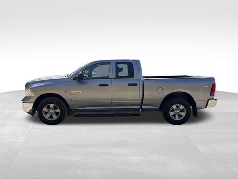 Used 2022 RAM 1500 Classic SLT w/ Trailer Tow Group AWD/4WD image 6