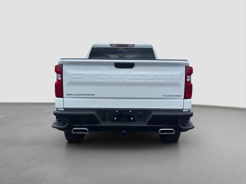 New 2026 Chevrolet Silverado 1500 Custom Trail Boss AWD/4WD image 5