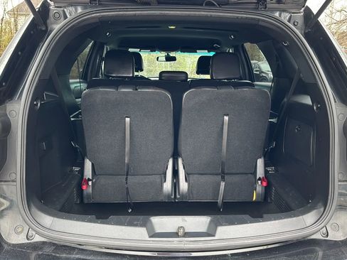 Used 2016 Ford Explorer XLT w/ Equipment Group 201A image 14
