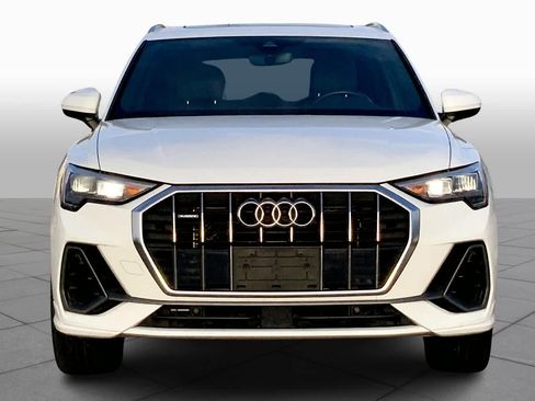 Used 2021 Audi Q3 2.0T Premium w/ Convenience Package AWD/4WD image 4