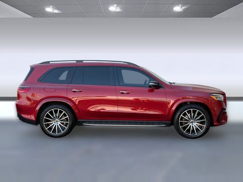 Used 2024 Mercedes-Benz GLS 580 4MATIC image 8