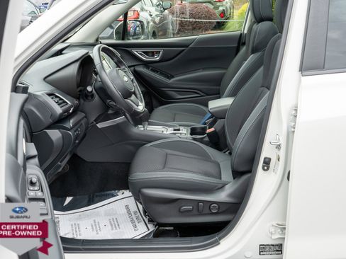 Used 2023 Subaru Forester Premium AWD/4WD image 29