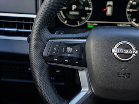 New 2026 Nissan Rogue SL AWD/4WD image 13
