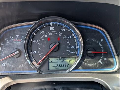 Used 2015 Toyota RAV4 Limited w/ Technology Package image 10