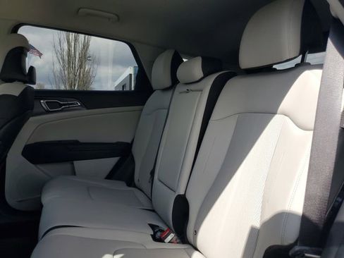 New 2026 Kia Sportage EX image 9