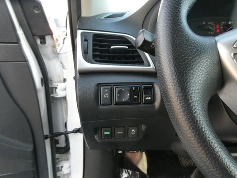 Used 2017 Nissan Sentra S image 15