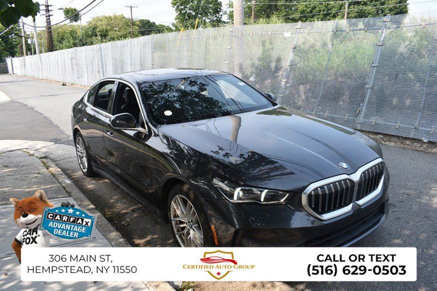 Used 2025 BMW 530i RWD image 4