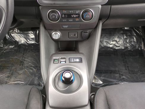 Used 2018 Nissan Leaf S w/ S Charge Package image 17