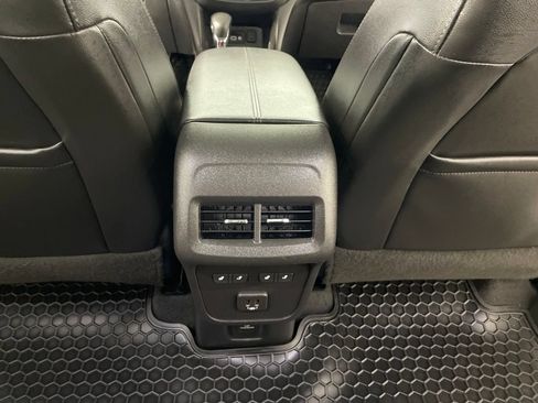 Used 2022 Chevrolet Equinox Premier AWD/4WD image 20