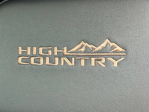 New 2026 Chevrolet Tahoe High Country w/ Sun And Tow Package AWD/4WD image 13