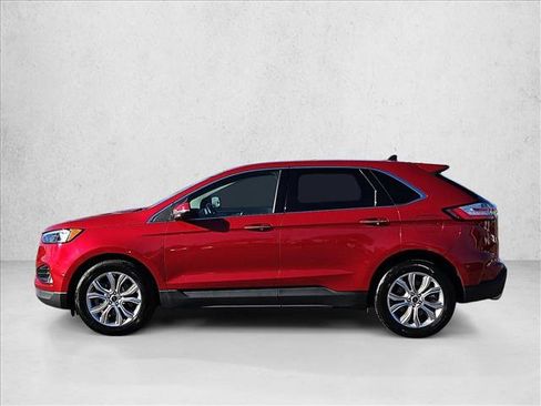 Used 2024 Ford Edge Titanium image 9