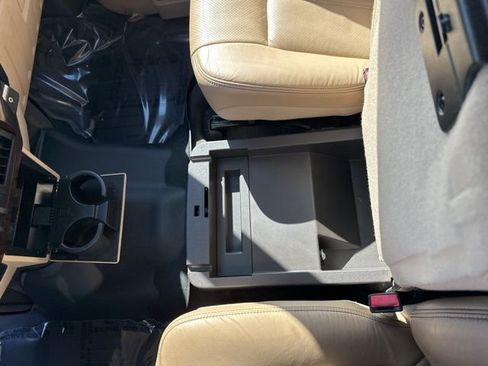 Used 2012 Ford F250 Lariat w/ Chrome Pkg image 37