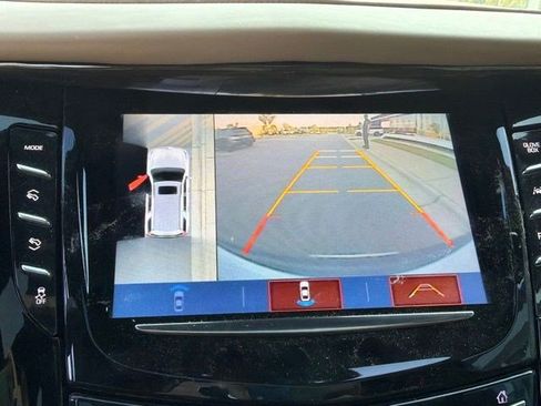 Used 2020 Cadillac Escalade Platinum AWD/4WD image 16